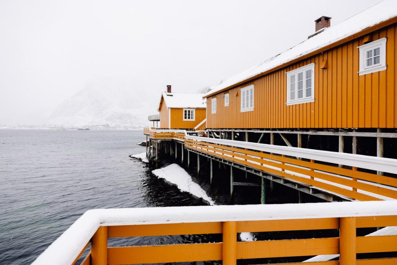Sakrisoy Rorbuer Hotel Reine Bagian luar foto