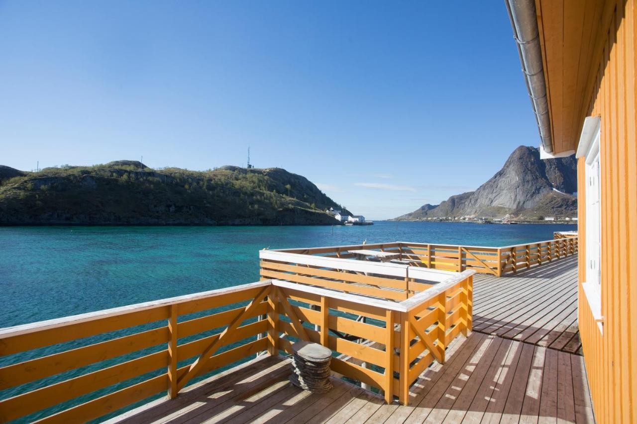 Sakrisoy Rorbuer Hotel Reine Bagian luar foto