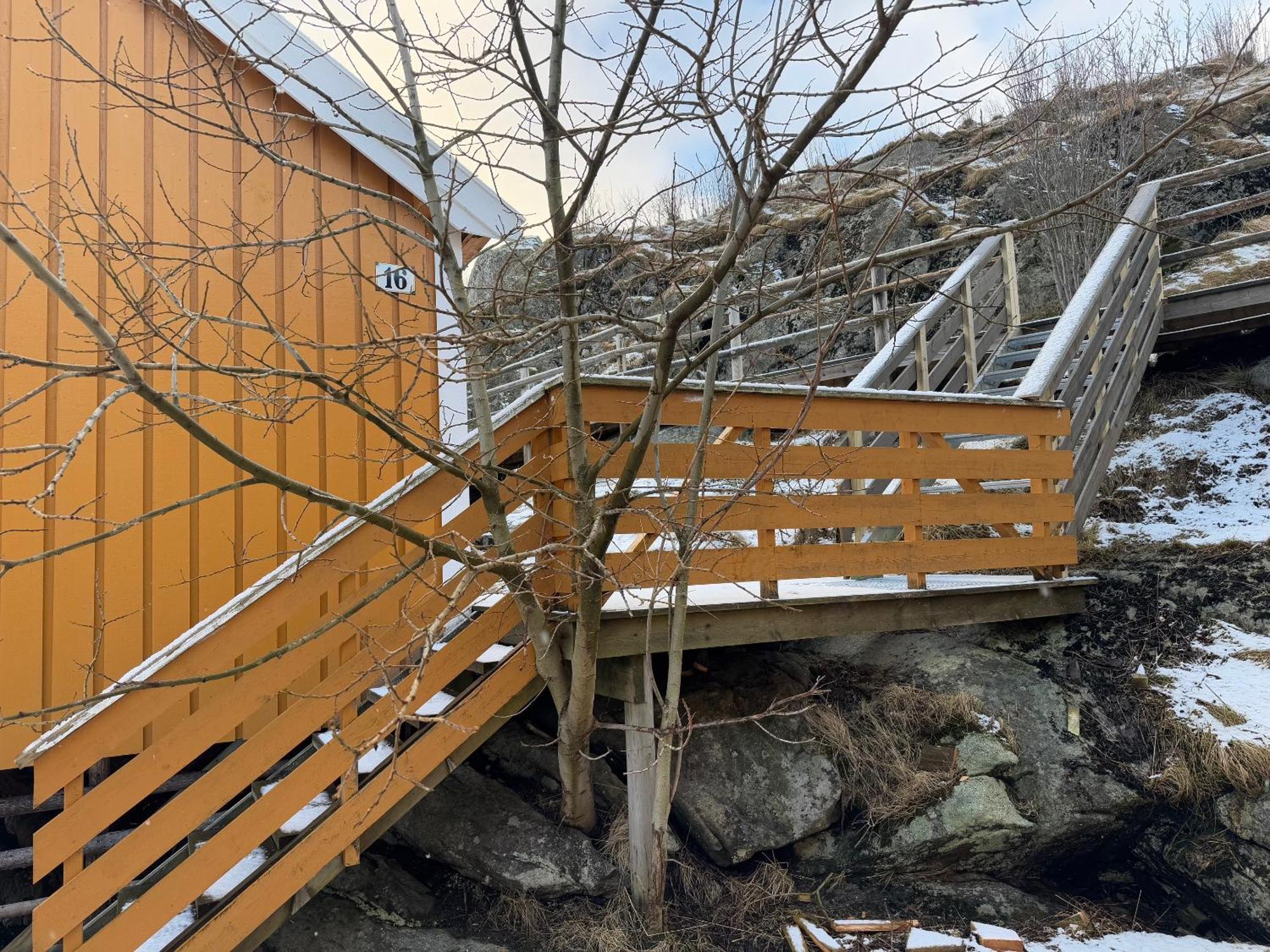 Sakrisoy Rorbuer Hotel Reine Bagian luar foto
